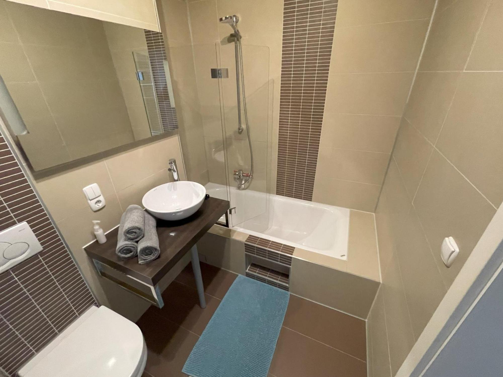 Traumwohnung Am Altstadtrand Regensburg Bagian luar foto